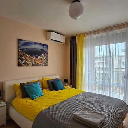 2 Zimmer Apartment *