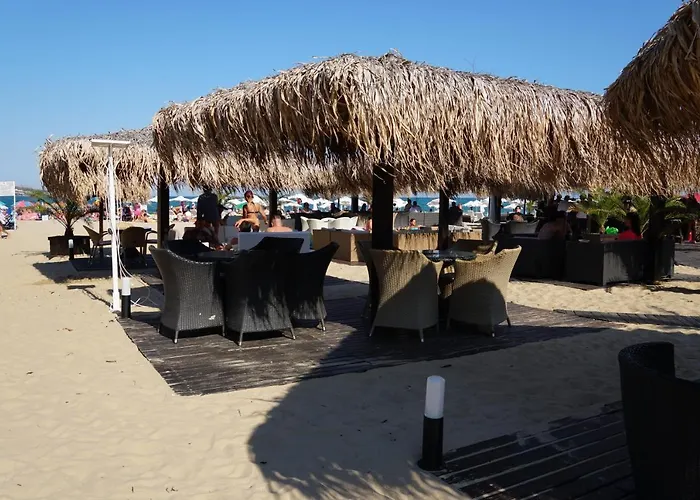 2 Διαμέρισμα *