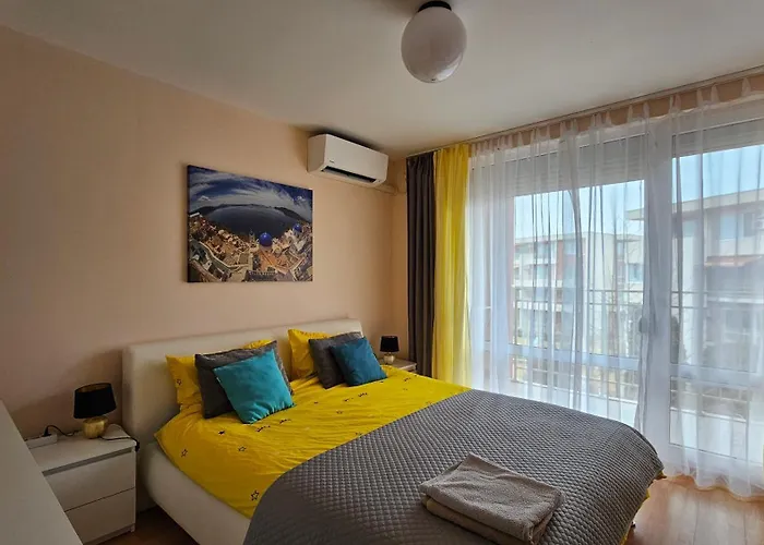 2 Διαμέρισμα *